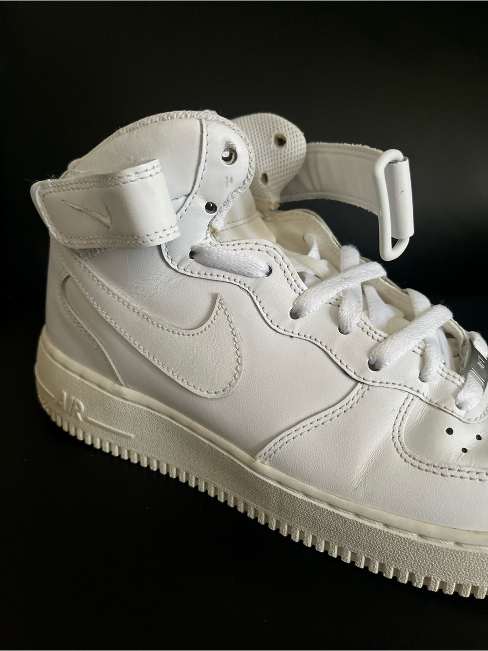 Nike Air Force 1 Mid ‘07 Triple White AF1 Shoes - Men’s 8 - Picture 8 of 12